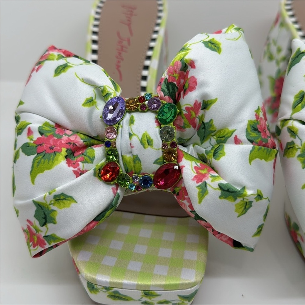 Betsey Johnson Possie Floral Print Sandals - Picture 2 of 4